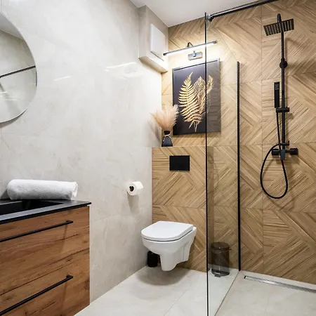 Hotel apartamentowy Pileckiego 3*