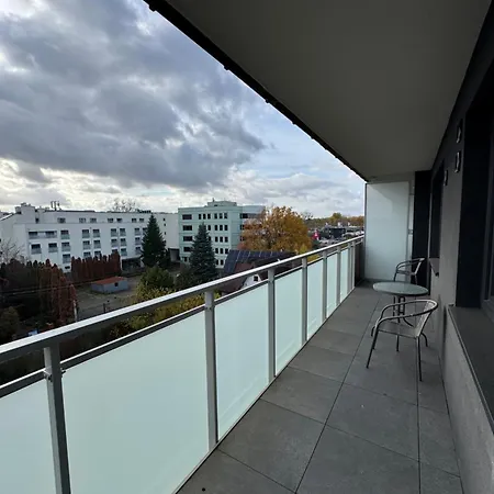Hotel apartamentowy Pileckiego