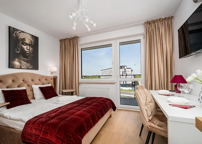 Hotel apartamentowy Pileckiego